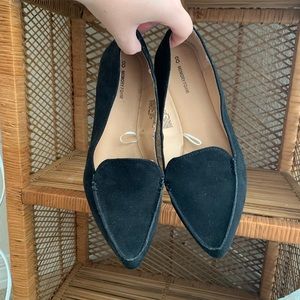 Black pointed flats/loafers